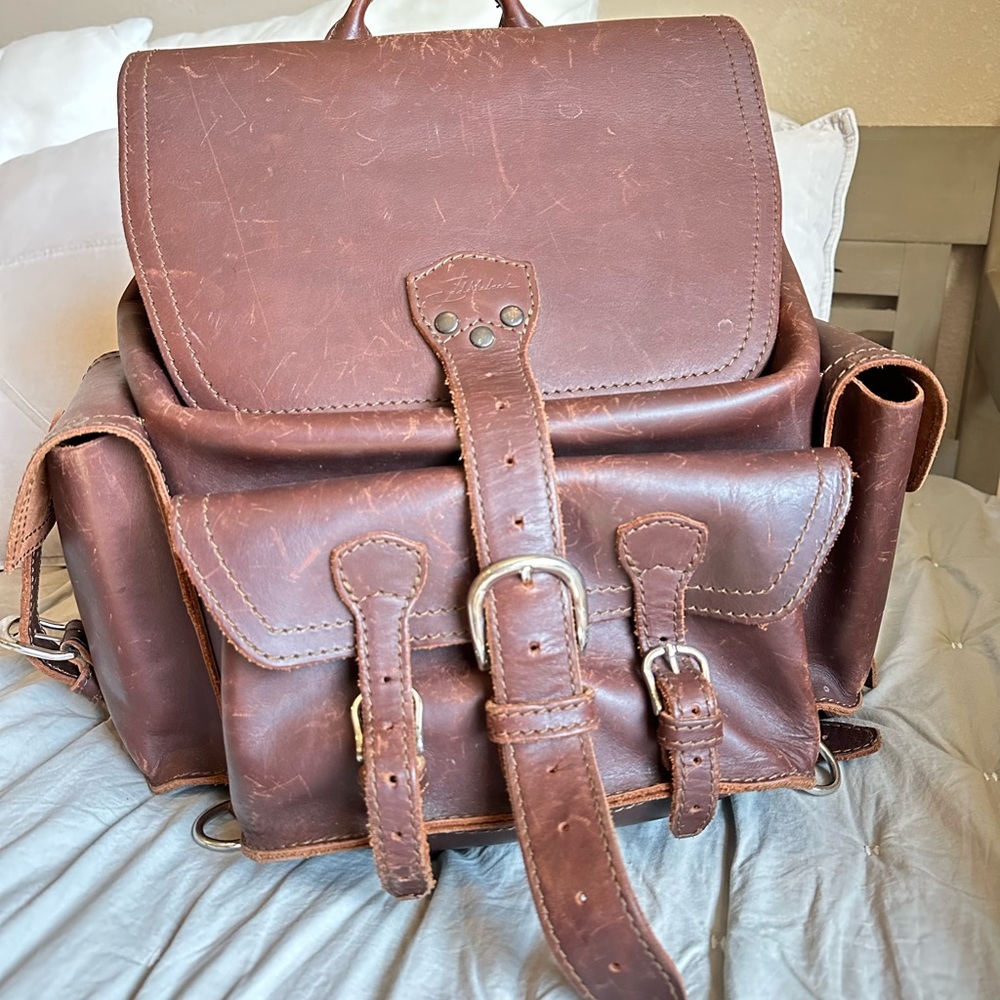Genuine leather backpack saddleback leather.